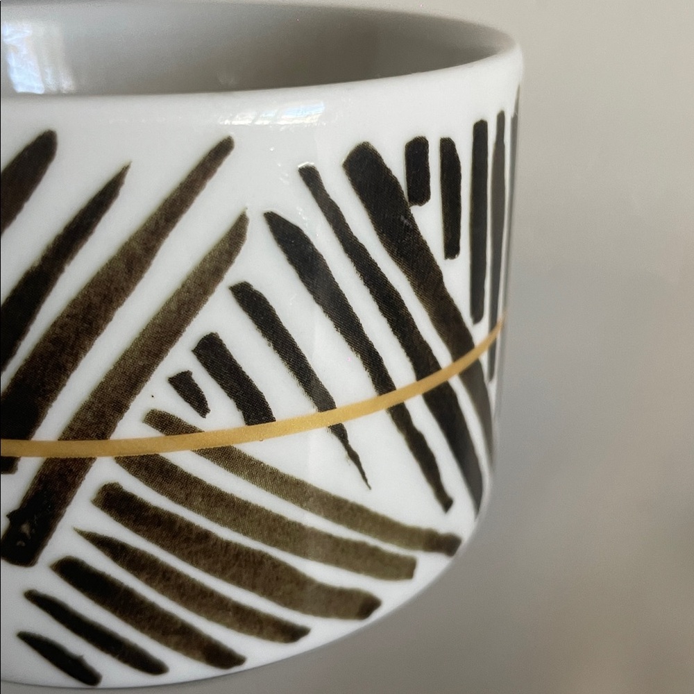 •| Starbucks artisan mug - Picture 6 of 7